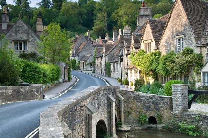 Cotswolds Tour From London With 2 Course Lunch - Hassle-free Transportation to Cotswolds