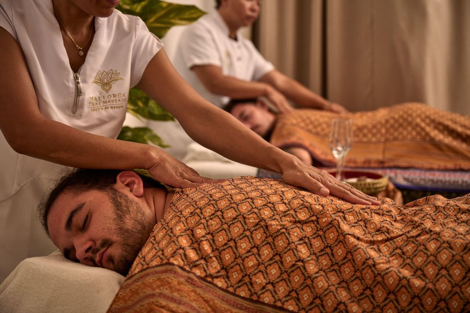 Couples' Massage - Exclusive VIP Lounge