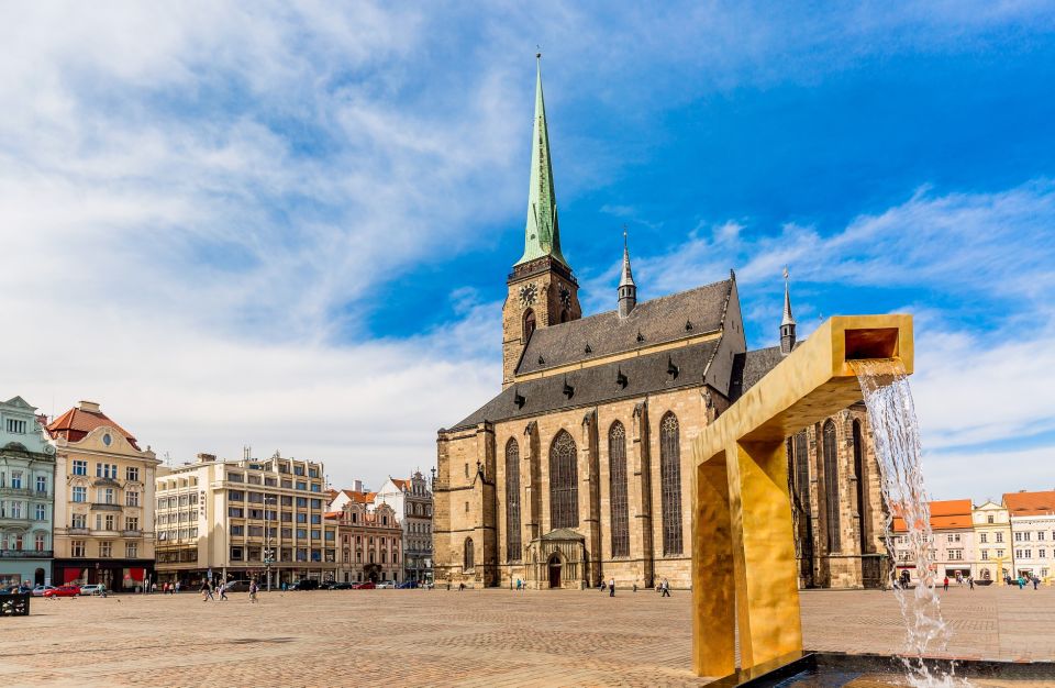 Czech Beer Tasting Tour in Prague Old Town Pubs, Beer Museum - Cultural and Educational Aspects