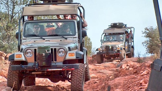 Diamondback Gulch 4x4 Open-Air Jeep Tour in Sedona - Exploring Rugged Terrain