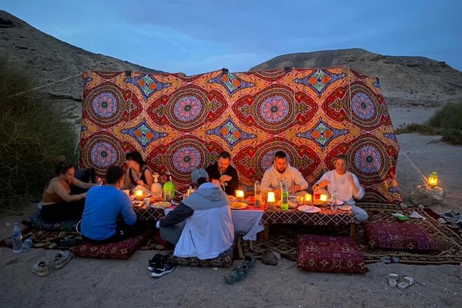 Dining in The Desert - Included Amenities