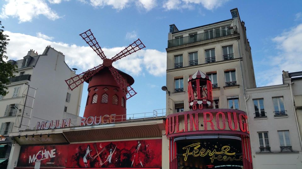 Discover Paris in Style: Private Guided Walking Tour - Architectural Marvel: Pompidou Center