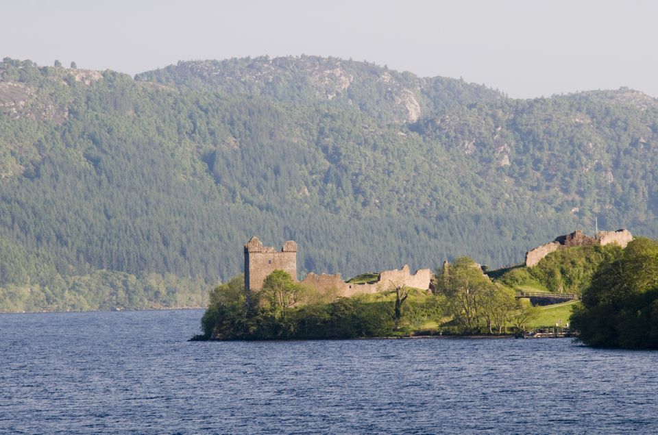 Dochgarroch: Loch Ness and Caledonian Canal 2-Hour Cruise - Meeting Point and Arrival