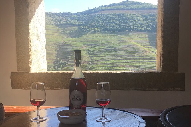 Douro Valley Small Group Tour, Mateus Palace, Lunch and Wine Tastings - Winery Visit and Multi-Course Meal