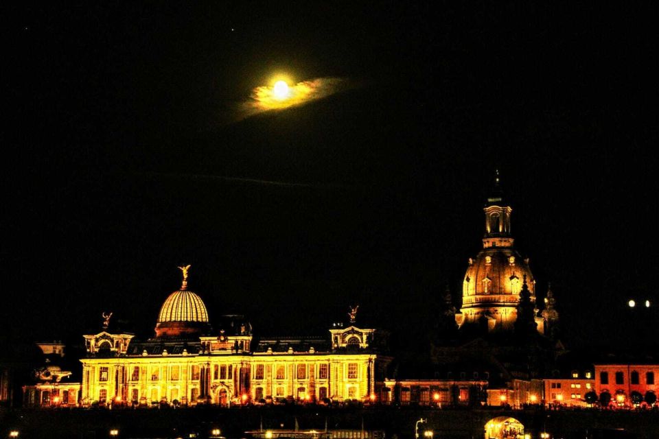 Dresden: The Original Night Watchman Tour in Lantern Light - Guided by a Night Watchman