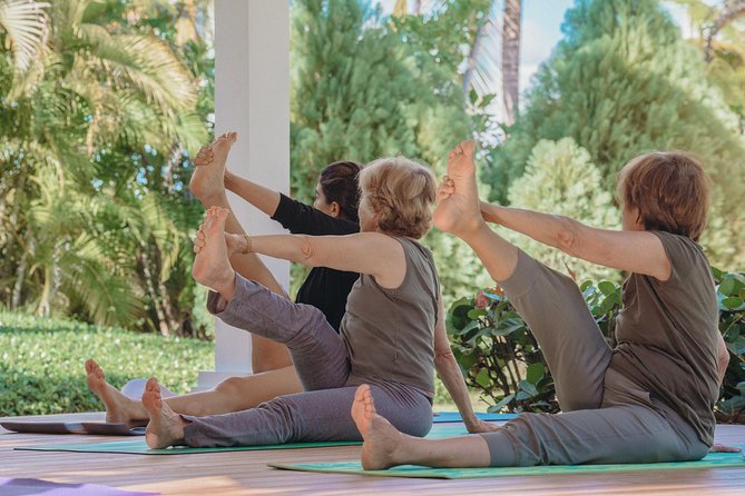 Drop-In Group Yoga Class - Punta Cana - Accessibility and Participation