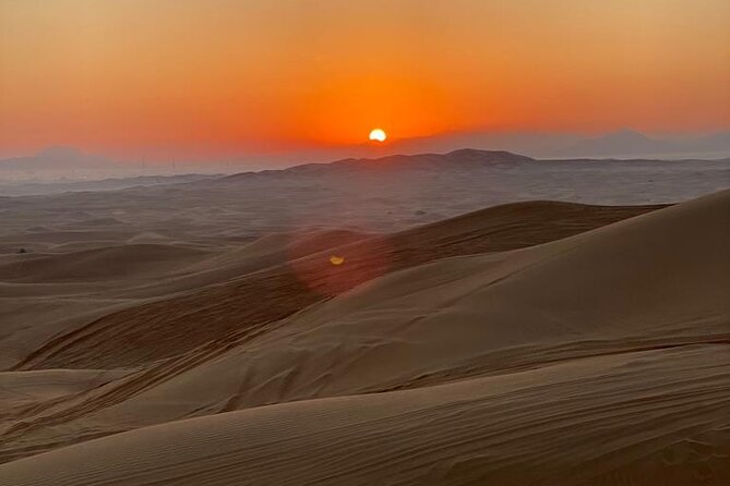 Dubai: Unique SUNRISE 4WD Red Dunes Safari - Sandboarding on Desert Scenery