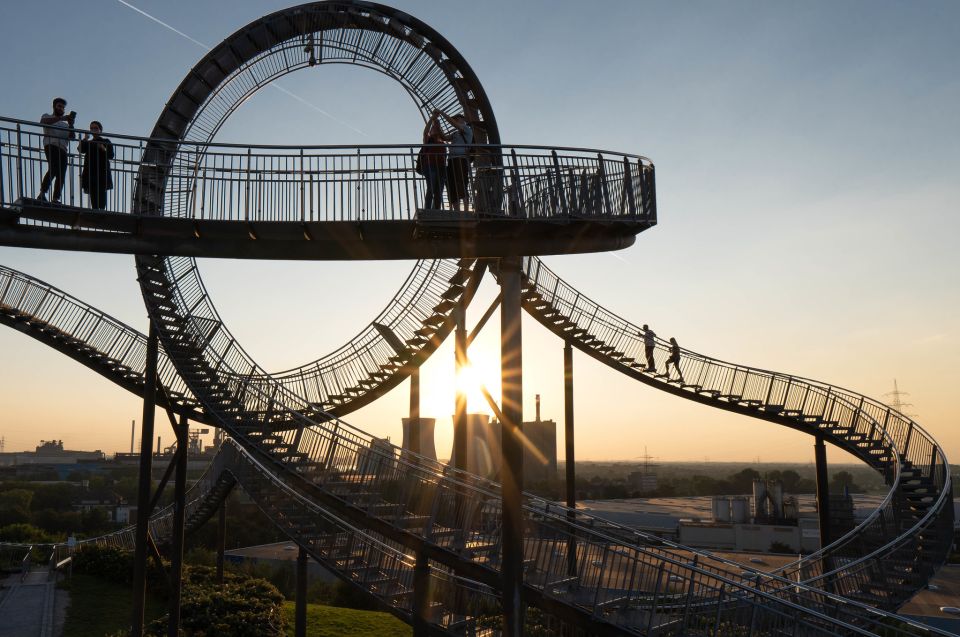 Duisburg: Guided Evening Tour at Tiger and Turtle - Meeting Information