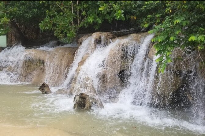 Dunns River Falls - Getting to Dunns River Falls