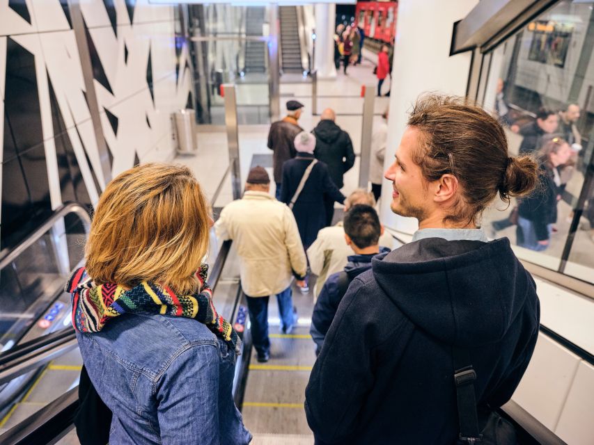 Düsseldorf: The Wehrhahn Line Guided Tour - Distinctive Station Characteristics