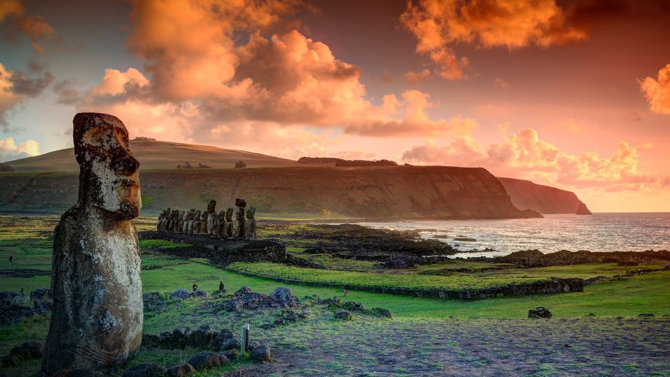 Easter Island: Private Full Day History Of The Moai - History of the Rapa Nui People