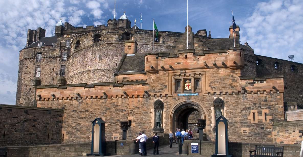 Edinburgh Castle: Guided Walking Tour With Entry Ticket - Inclusions and Exclusions