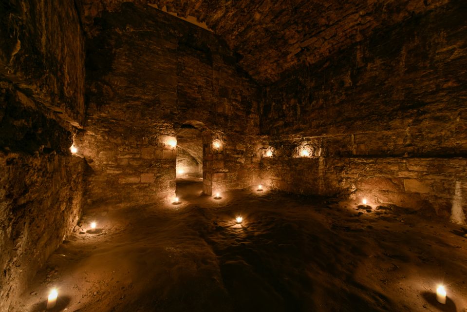 Edinburgh: Ghostly Underground Vaults Small-Group Tour - Guided Tour Along Royal Mile