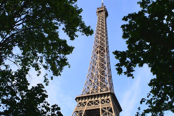 Eiffel Tower Climbing Tour With Summit Access - Confirmation and Accessibility