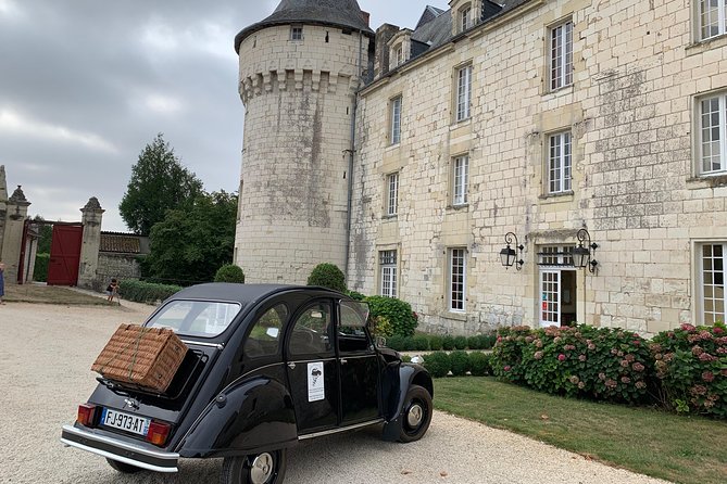 English Speaking Loire Winery Tours Originating From Chinon - Traditional French Picnic Lunch