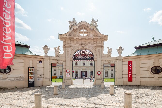 Entry Ticket Lower Belvedere With Orangery & Palace Stables - Visitor Experience