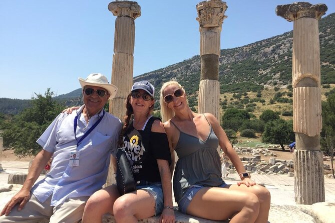 Ephesus Private Tour and Lunch From Kusadasi. Turkish Bath Opt. - Lunch and Cuisine