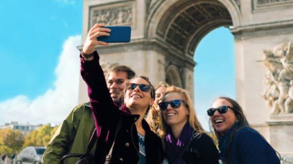 Europe: Bouygues Telecom Travel Basic Esim 15GB & 15 Days - Data and Connectivity