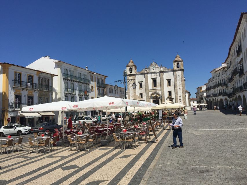 Évora and Arraiolos Private Tour - Exploring Évora