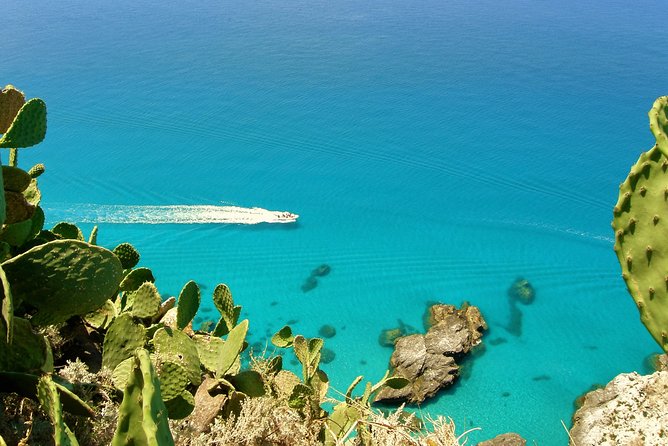 Exclusive Boat Tour in Tropea. Just You and Your Family, 4 Hours - Additional Services on Request