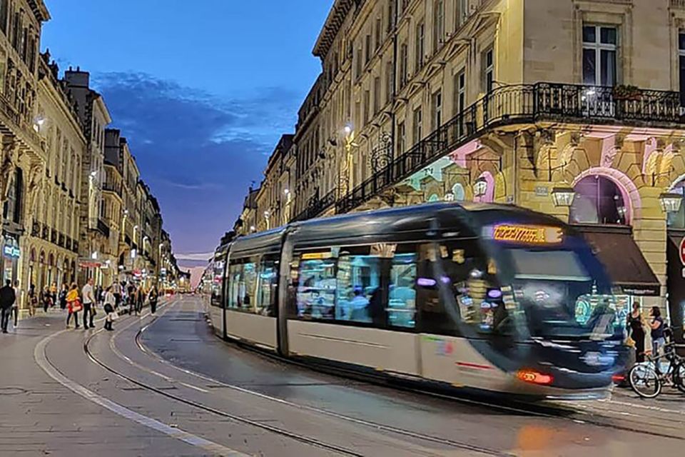 Exclusive Bordeaux: Night Tour Ending With Food&Wine Tasting - Marvel at the Illuminated Sights