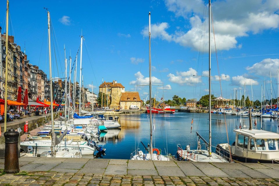 Expedition Honfleur: a City Adventure at Your Own Pace - Activity Description