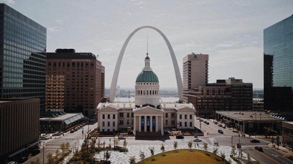 Exploring St. Louis With the Family Walking Tour - Tour Itinerary