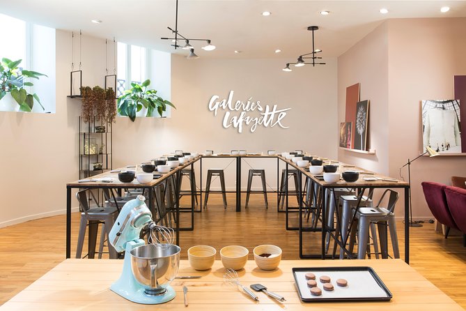 Family Experience-Macaron Bakery Class at Galeries Lafayette - Meeting and Ending Points