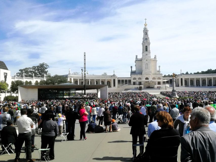 Fatima: Highlights of the Pilgrims in Half Day Private Tour - Highlights of the Tour