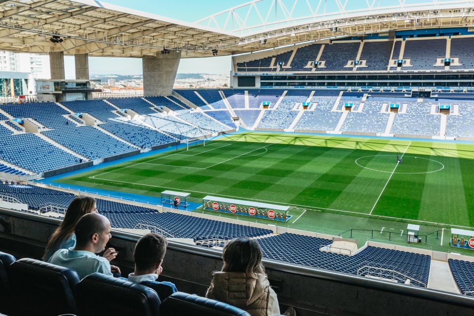 FC Porto: Museum & Stadium Tour - Highlights of the Museum