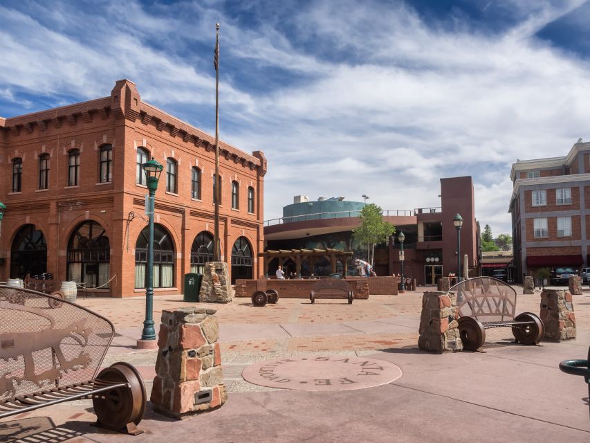 Flagstaff: Family Friendly Haunted Walking Tour - Group Size and Language