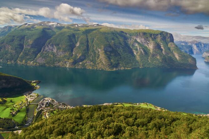 Flam: The Spectacular Stegastein Viewpoint Tour (Small Group) - Roundtrip Transport With Audio Guide