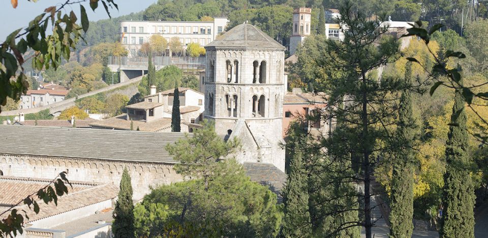 From Barcelona: Girona & Costa Brava Game of Thrones Tour - Guided Walking Tour in Girona