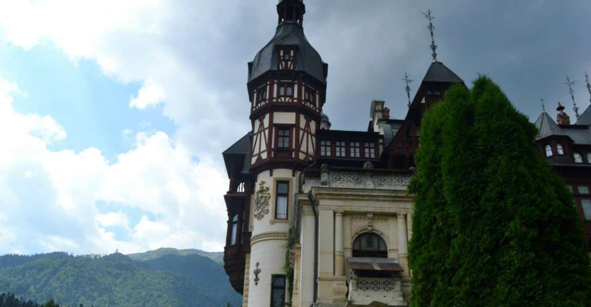 From Brasov: Private Sinaia and Bucharest Day Trip - Tour Experience