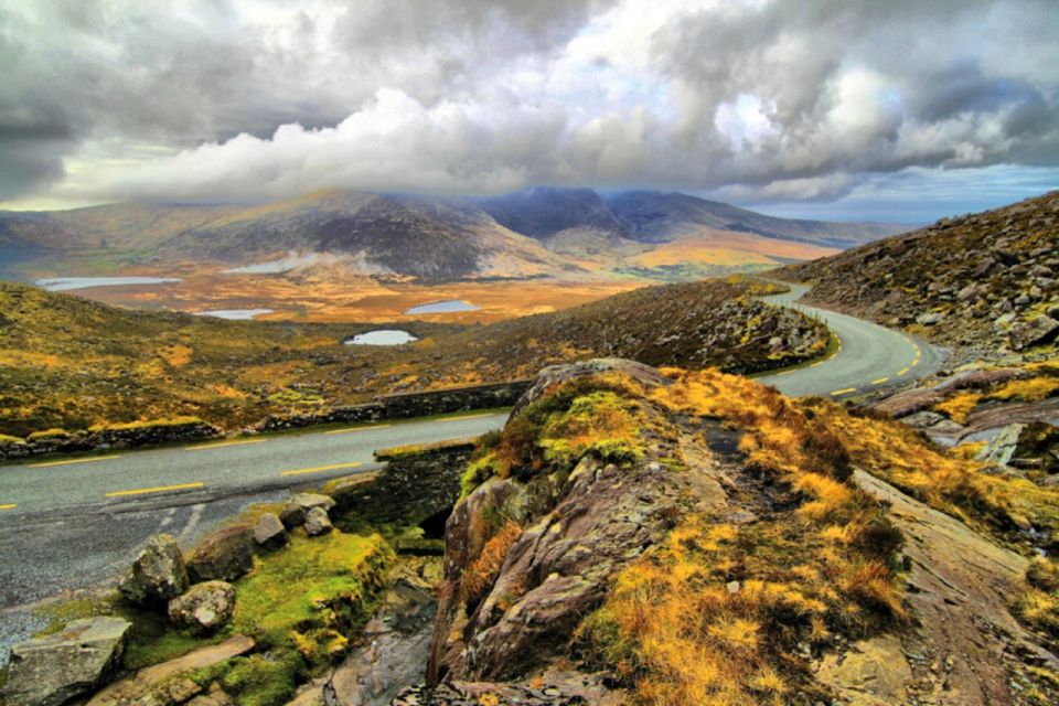 From Cork: 9-Hour Guided Ring of Kerry and Killarney Tour - Lunch and Dining Options