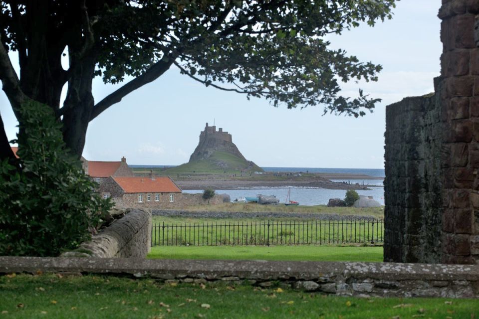 From Edinburg: Viking Coast & Alnwick Castle Day Tour - Lindisfarne Exploration