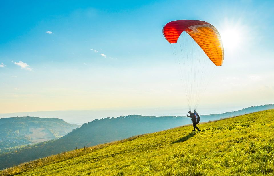 From Geneva: Bern & Paragliding in Interlaken - Discovering Berns Cultural Landmarks