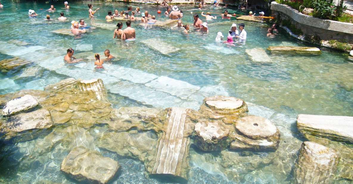 From Izmir: Pamukkale Guided Tour With Lunch - Pamukkales Travertine Formations