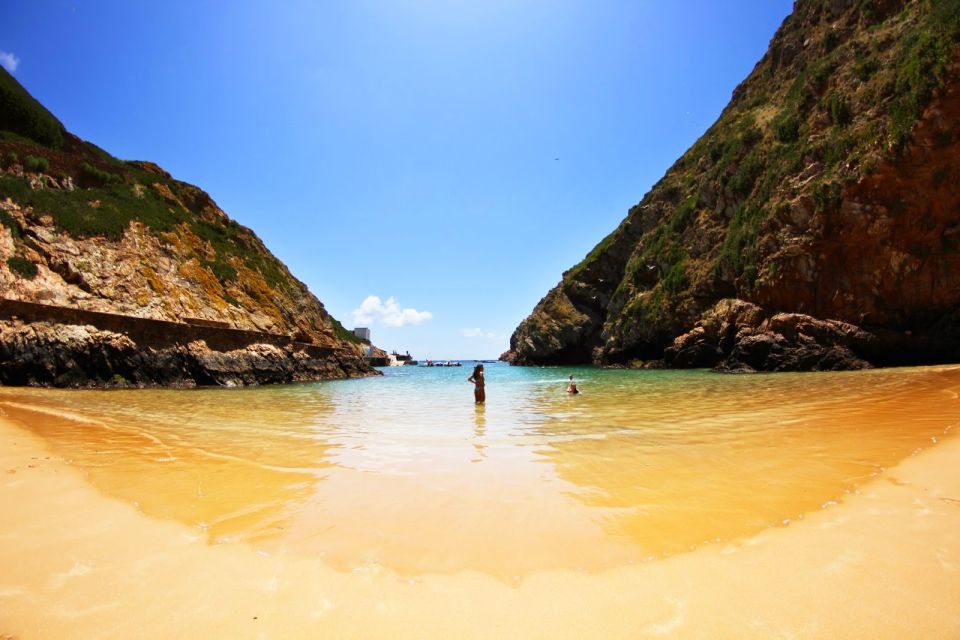 From Lisbon: Berlenga Grande Sightseeing Tour - Visiting Caves by Boat