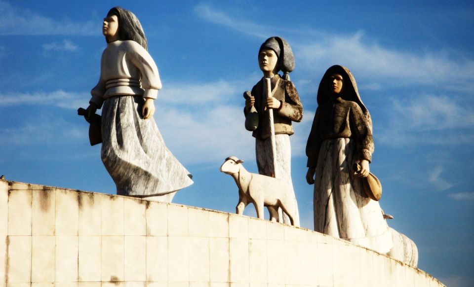 From Lisbon: Fatima and the Three Little Shepherds House - Duration and Group Size