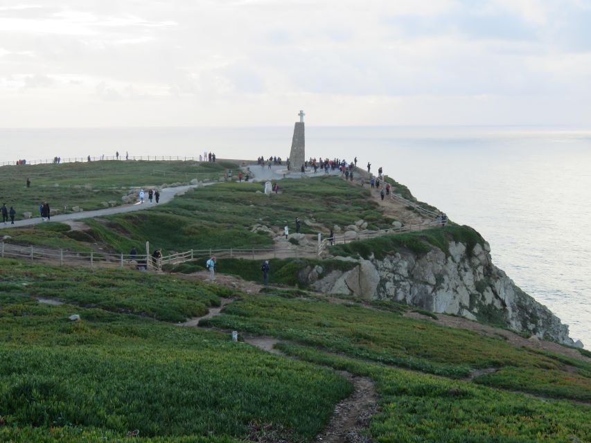 From Lisbon: Full-Day Guided Tour to Sintra - Key Locations