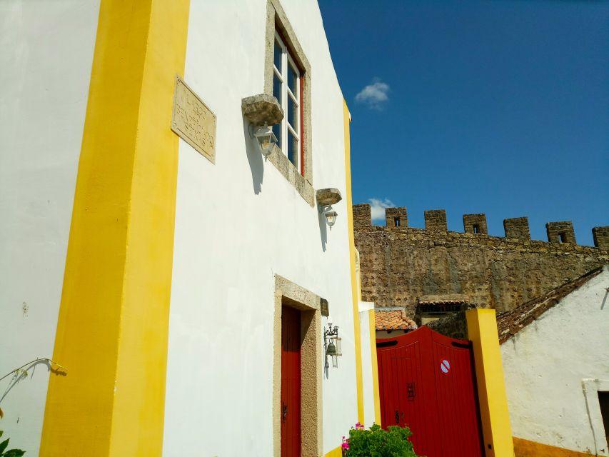 From Lisbon: Obidos and Tomar Day Trip With Transfer - Visiting Obidos Castle