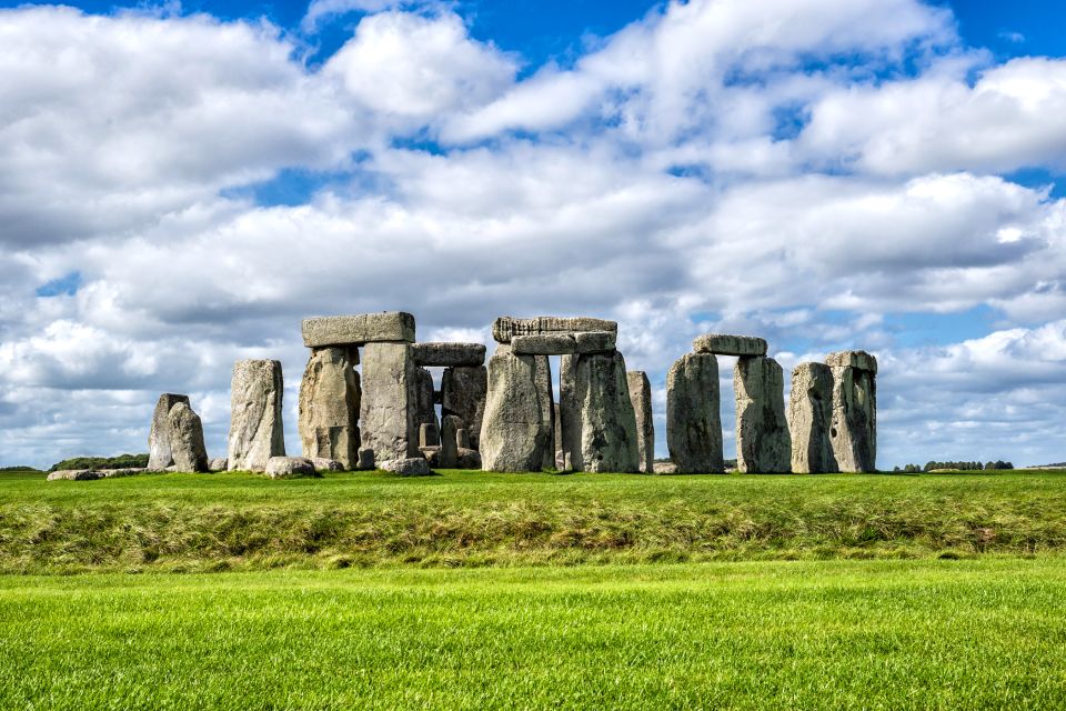 From London: Stonehenge Morning Day Trip With Admission - Itinerary