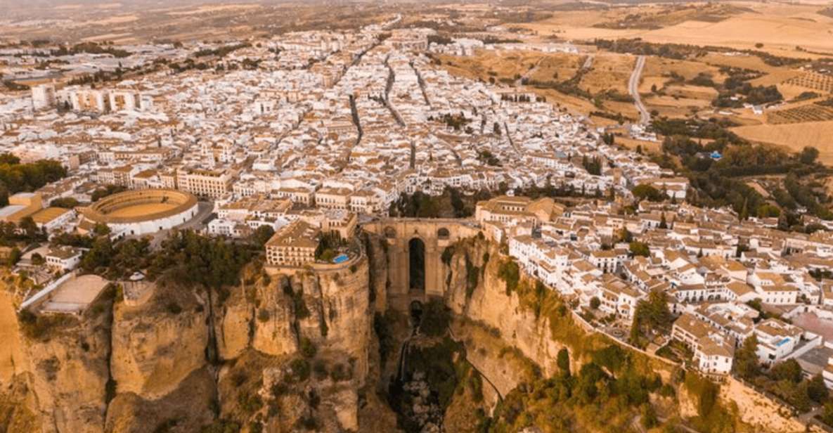 From Malaga: Ronda Private Day Tour - Exploring Puente Nuevo Bridge