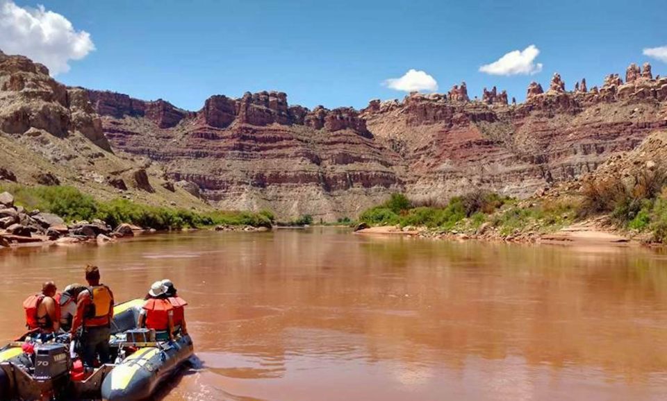 From Moab: Cataract Canyon Whitewater Rafting Experience - Inclusions in the Package