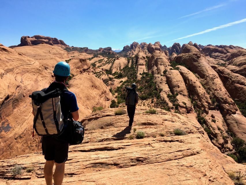 From Moab: Half-Day Zig Zag Canyon Canyoneering Experience - Hike Through Ancient Sand Dunes