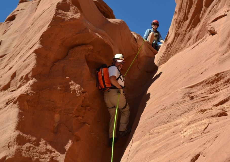 From Moab or Hanksville: North Wash Slot Canyon Experience - Descending Slot Canyons