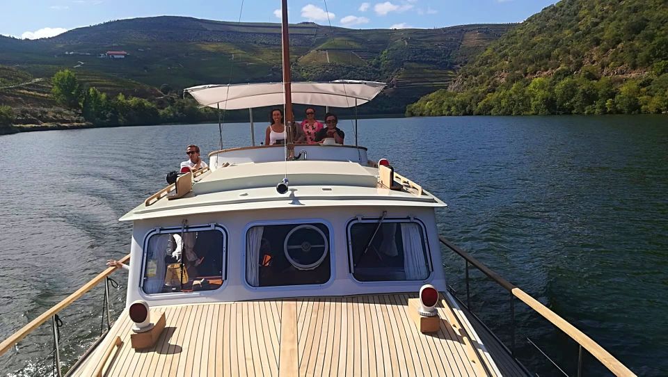 From Pinhão: Private Yacht Cruise Along the Douro River - Inclusions and Highlights