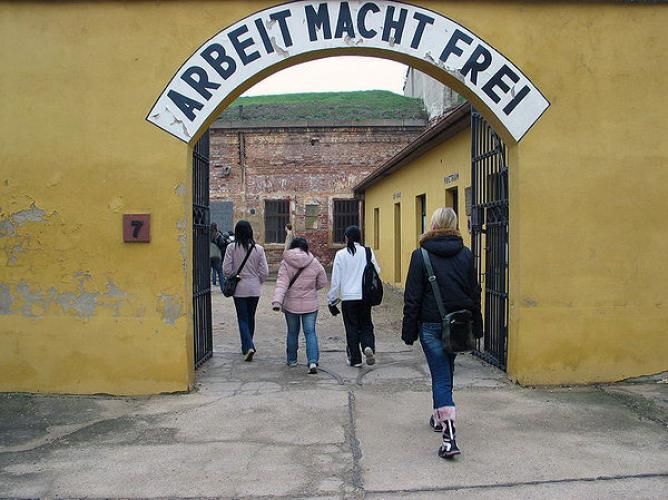 From Prague: Terezin Concentration Camp Private Tour - Tour Highlights