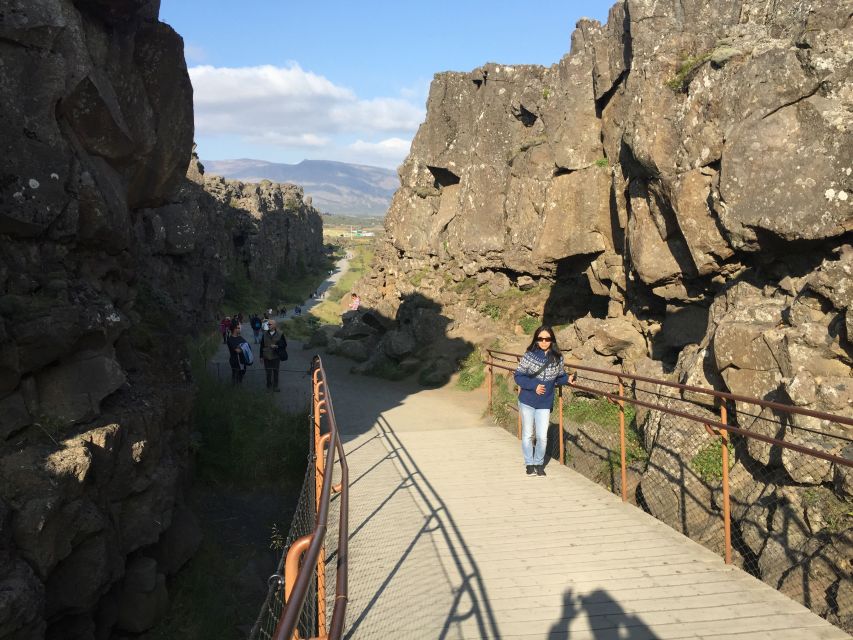 From Reykjavik: Golden Circle Private Day Tour - Experiencing the Geysir Hot Spring